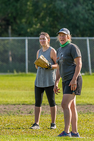 _8503428